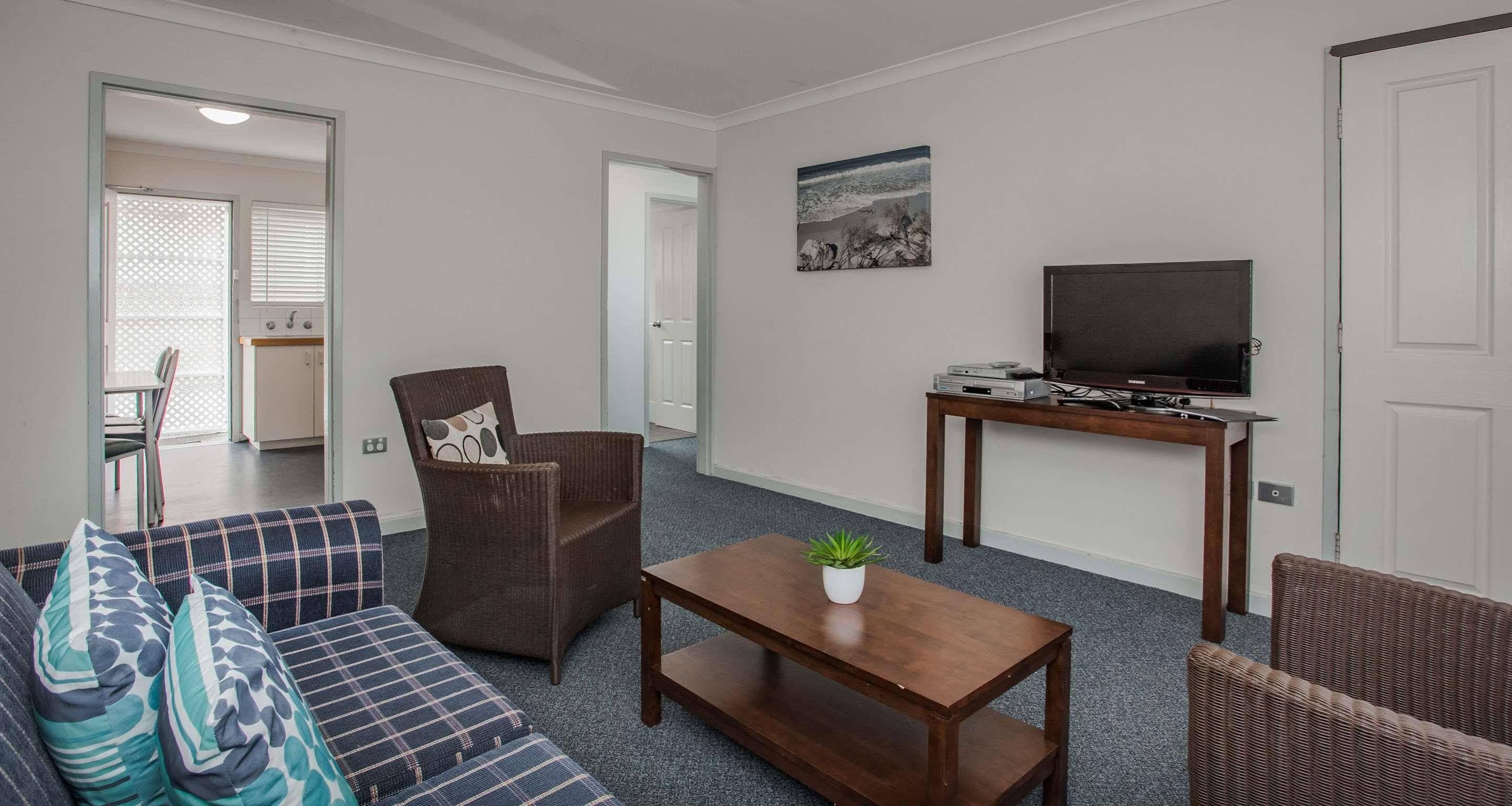 Albany Motel & Apartments Екстер'єр фото