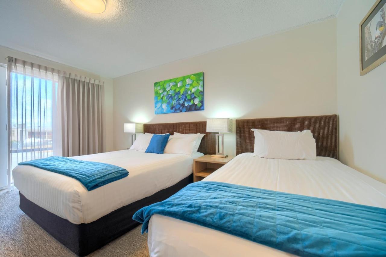 Albany Motel & Apartments Екстер'єр фото